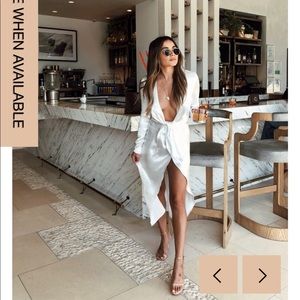 STARLOW EXCLUSIVE HARLOW DRESS- PRICE IS FIRM